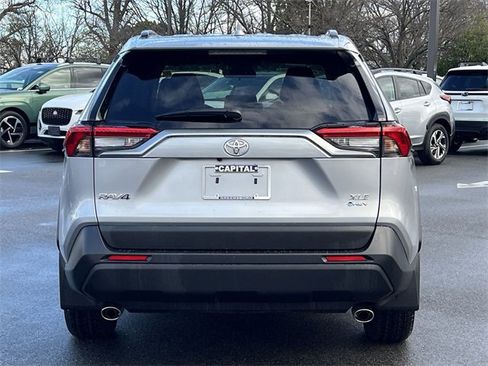 Used 2025 Toyota RAV4 XLE Premium image 36