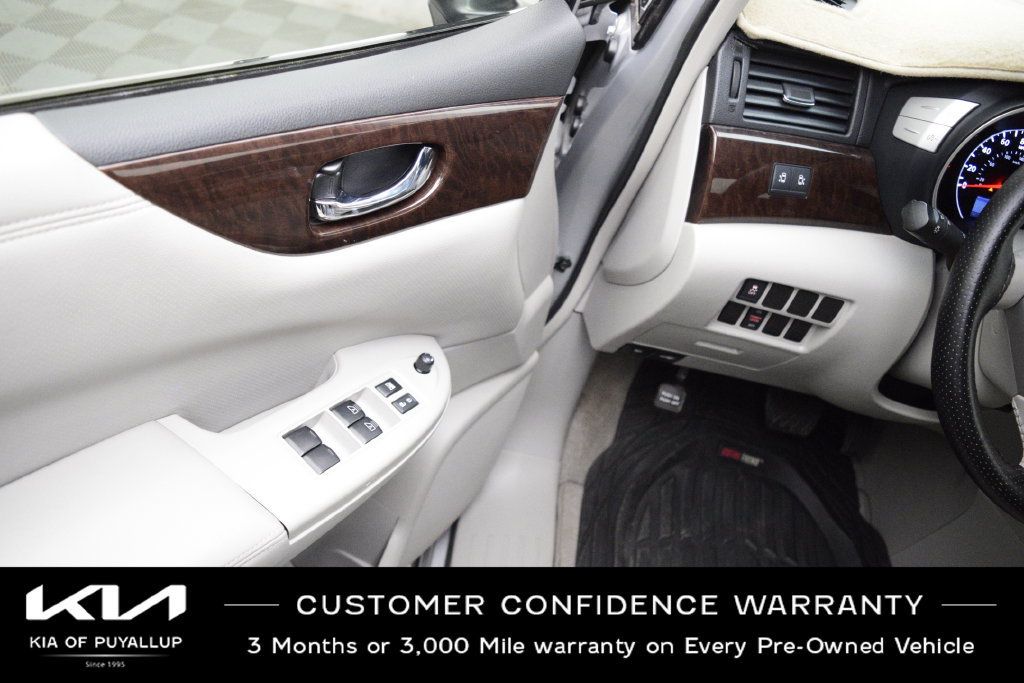 Used 2016 Nissan Quest SV FWD image 28