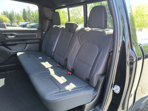 Used 2022 RAM 1500 Big Horn AWD/4WD image 21