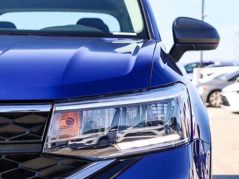 Used 2024 Volkswagen Taos S image 7