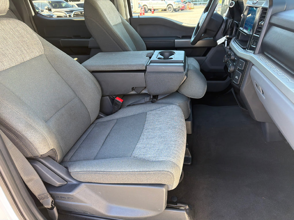 Used 2025 Ford F250 XLT AWD/4WD image 13