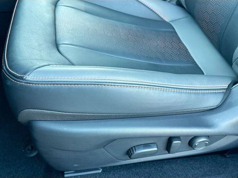 Certified 2025 Subaru Crosstrek 2.5i Limited w/ Crosstrek Mirror Package image 27