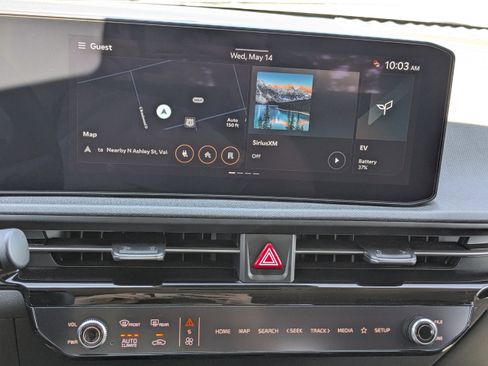 New 2025 Kia EV6 Light w/ Light LR Technology Package image 17