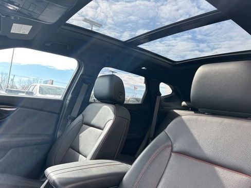 Used 2021 Chevrolet Blazer RS w/ Enhanced Convenience Package image 7