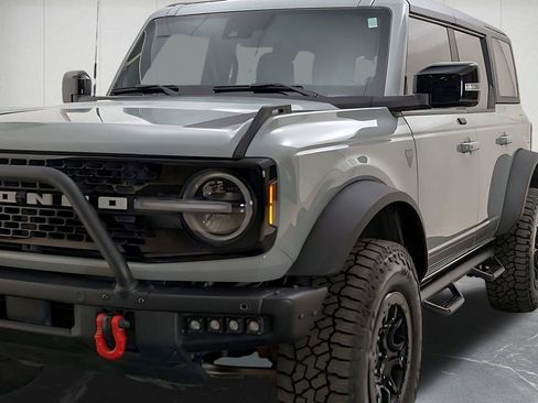 Used 2021 Ford Bronco First Edition image 4