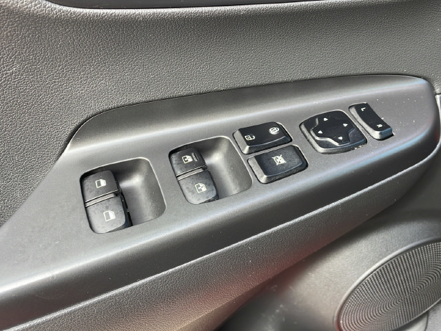 Used 2020 Hyundai Kona SEL FWD image 24