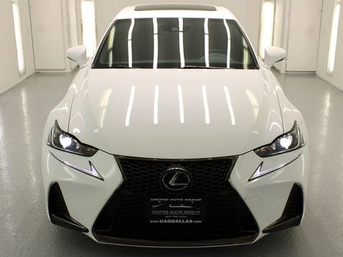 Used 2019 Lexus IS 350 F Sport image 3