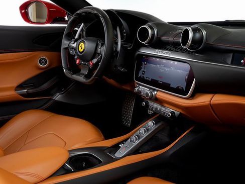 Used 2019 Ferrari Portofino image 48