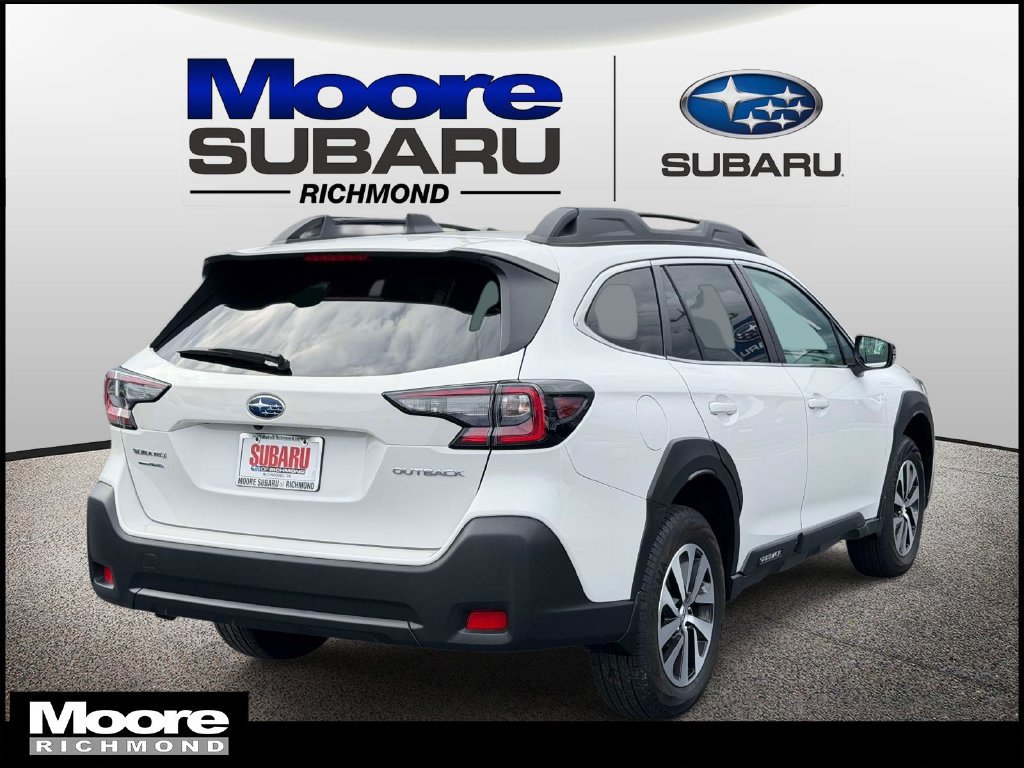 Certified 2025 Subaru Outback Premium AWD/4WD image 2