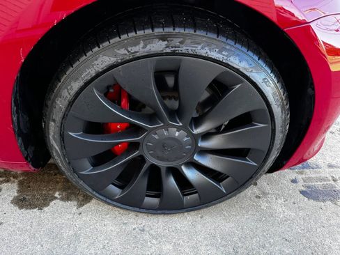Used 2023 Tesla Model 3 Performance image 29