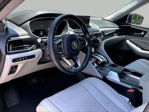 Certified 2022 Acura MDX FWD w/ Technology Package image 18