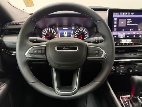 New 2026 Jeep Compass Altitude image 13
