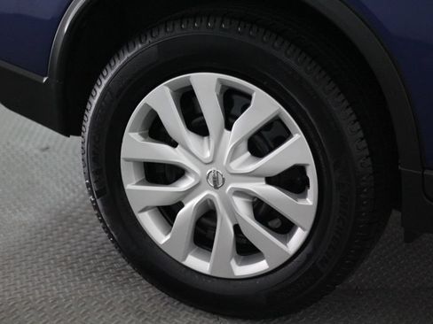 Used 2018 Nissan Rogue S AWD/4WD image 56