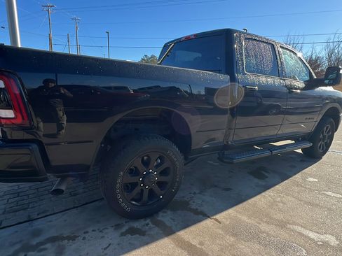Used 2024 RAM 2500 Big Horn w/ Night Edition image 8