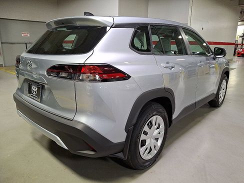 New 2026 Toyota Corolla Cross L image 4