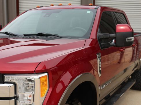 Used 2017 Ford F250 King Ranch w/ FX4 Off-Road Package image 14