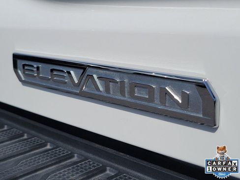 Used 2024 GMC Sierra 1500 Elevation AWD/4WD image 7
