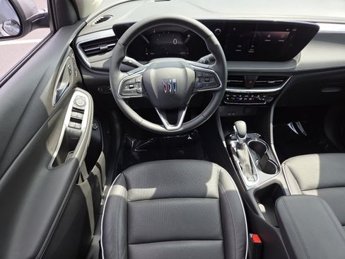 Used 2024 Buick Encore GX Avenir w/ Avenir Technology Package AWD/4WD image 31