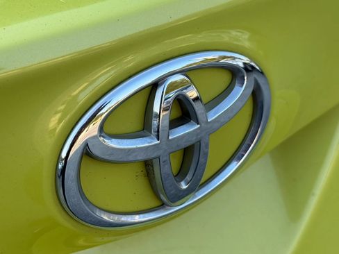 Used 2018 Toyota Corolla iM FWD image 40