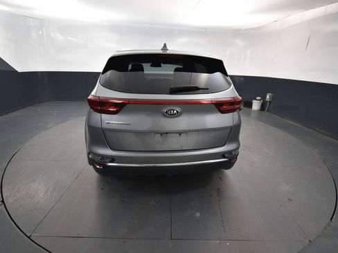 Used 2022 Kia Sportage LX image 8
