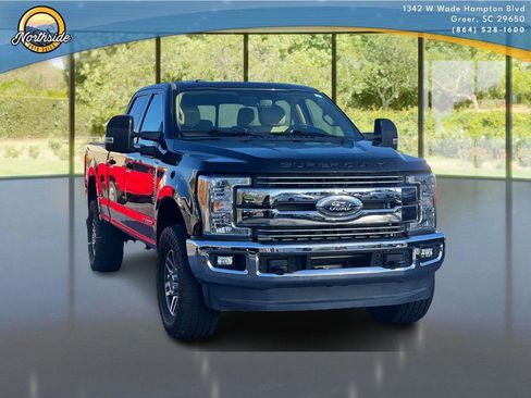 Used 2017 Ford F250 Lariat image 3