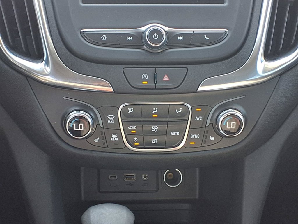 Used 2024 Chevrolet Equinox LT FWD image 15