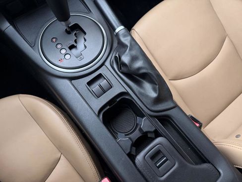 Used 2010 MAZDA MX-5 Miata Grand Touring w/ Premium Pkg image 13