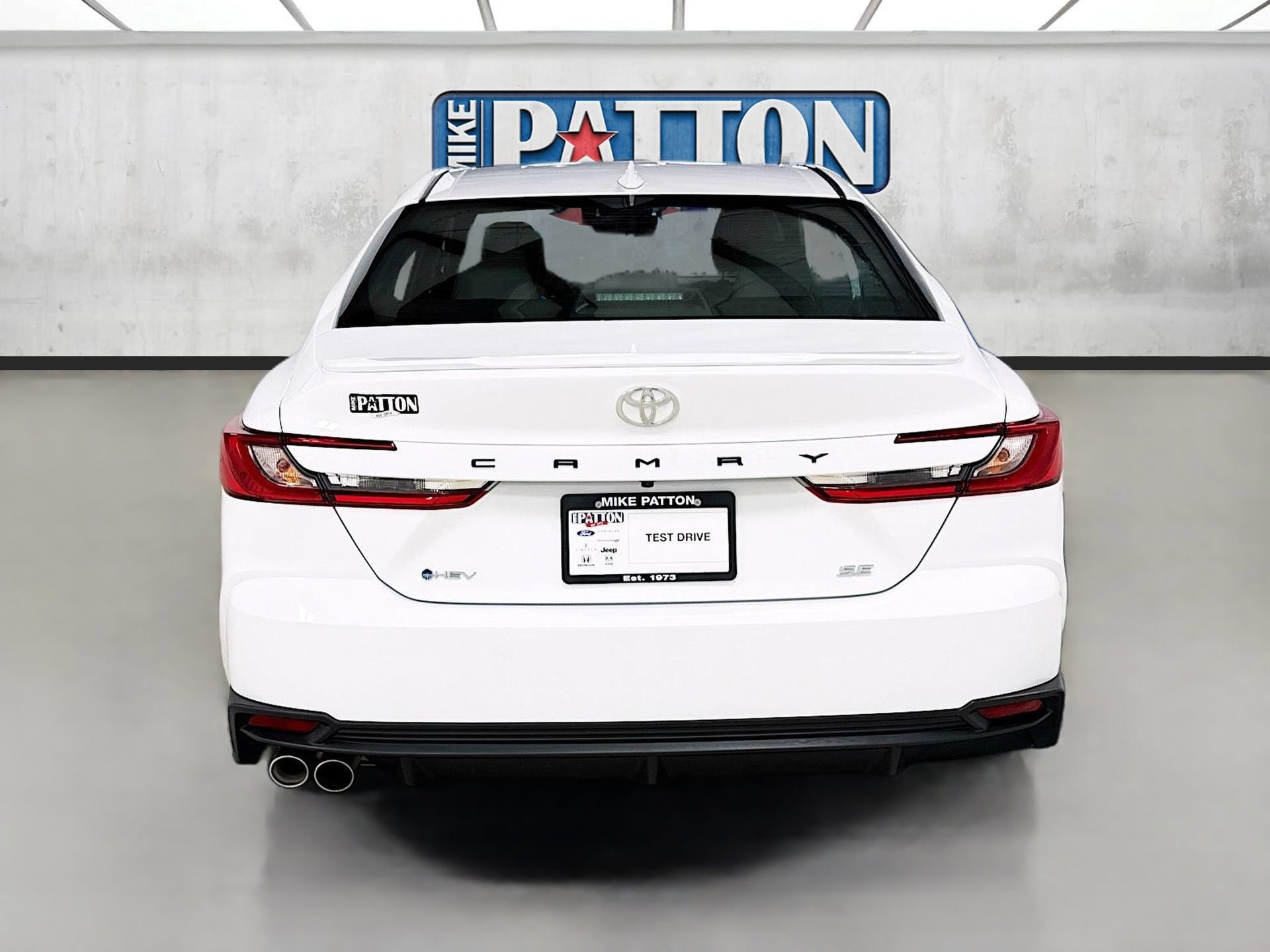 Used 2026 Toyota Camry SE FWD image 6