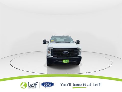 Used 2024 Ford F350 XL image 3