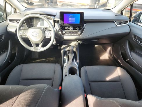 Used 2023 Toyota Corolla LE image 11