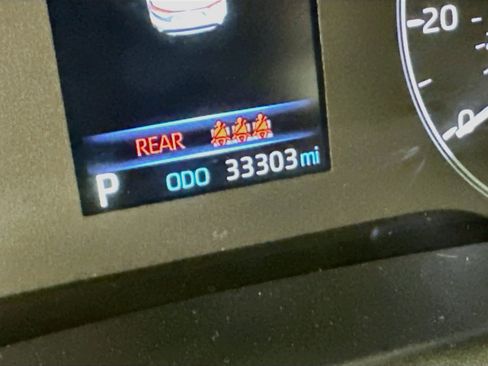 Used 2025 Toyota Corolla LE FWD image 19
