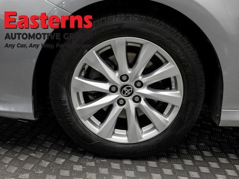 Used 2020 Toyota Camry LE FWD image 30