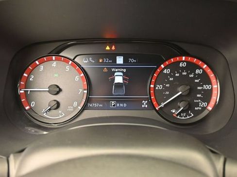 Used 2022 Nissan Frontier PRO-4X w/ Off-Road Protection Package AWD/4WD image 30