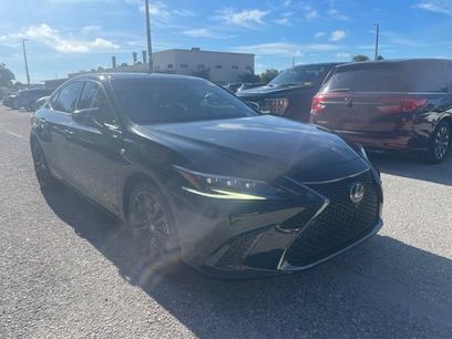 Used 2024 Lexus ES 300h F Sport w/ Accessory Package (Z2)