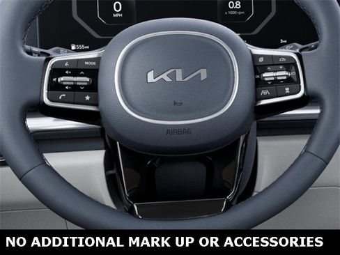 New 2026 Kia Carnival SX image 22