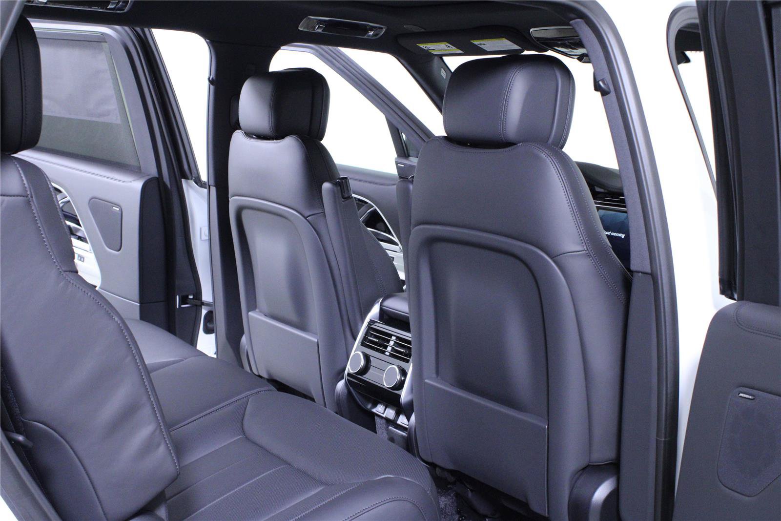 New 2026 Land Rover Range Rover Long Wheelbase SE AWD/4WD image 11