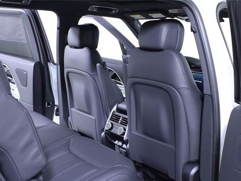 New 2026 Land Rover Range Rover Long Wheelbase SE AWD/4WD image 11