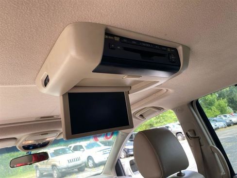 Used 2009 Toyota Sienna XLE w/ Towing Prep Pkg image 10