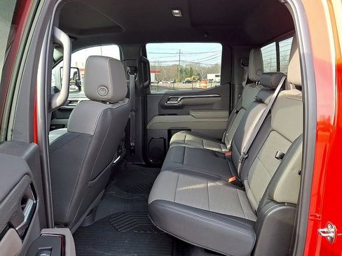 Used 2024 Chevrolet Silverado 1500 ZR2 w/ ZR2 Bison Edition AWD/4WD image 8