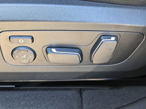 Used 2025 BMW X3 xDrive30i w/ Convenience Package image 20