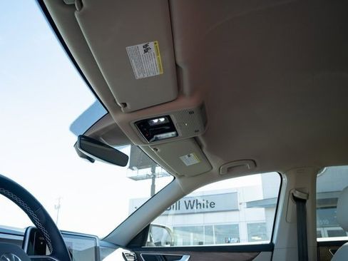 New 2026 Volkswagen Atlas SE image 17