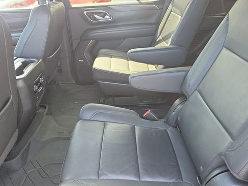 Used 2022 Chevrolet Tahoe Z71 w/ Luxury Package image 10