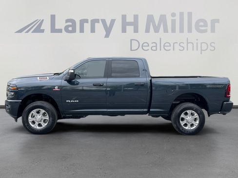 New 2025 RAM 2500 Big Horn AWD/4WD image 2