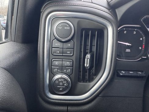 Used 2021 GMC Sierra 2500 AT4 w/ AT4 Premium Plus Package image 38