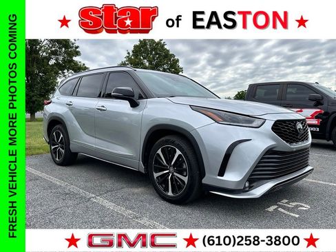 Used 2021 Toyota Highlander XSE AWD/4WD image 1