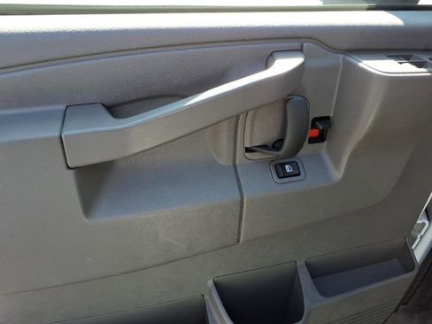 Used 2024 GMC Savana 2500 w/ Driver Convenience Package RWD image 12