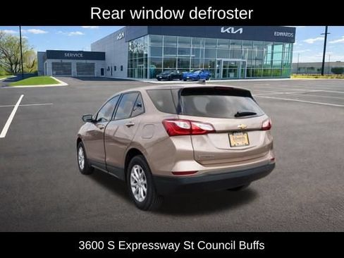 Used 2019 Chevrolet Equinox LS FWD image 9
