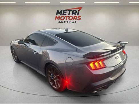 Used 2024 Ford Mustang GT Premium image 9
