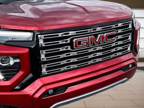 Used 2023 GMC Canyon Denali AWD/4WD image 28