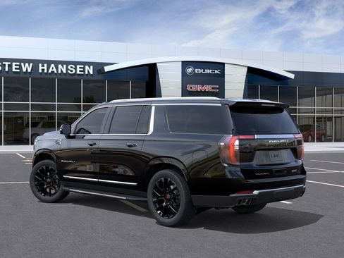 New 2026 GMC Yukon XL Denali w/ Advanced Technology Package image 3